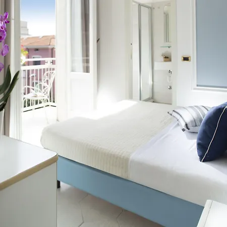 Italia Boutique Hotel