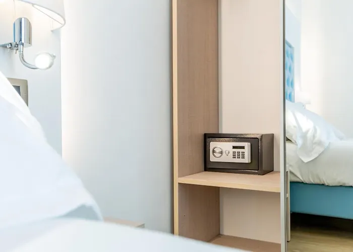 Italia Boutique 3* Римини